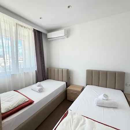 Feel At 1 Apartment